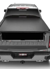 Truxedo Lo Pro - 2019-2025 (New Body Style) Silv/Sierra 1500 6'7                                     - 572601 - Image 16