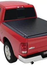 Truxedo 15-22 Nissan Navara NP300 Euro 5ft Lo Pro International Bed Cover                                     - 586701 - Image 2