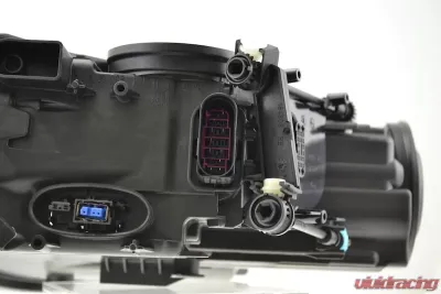 Hella HLMP RH VW TOUAREG XENON 08-10 - 009452181