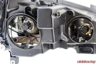 Hella HLMP RH MB 2/10-11 W/O CORNERING LAMP - 009647981