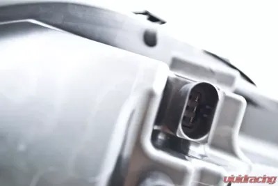 Hella HLMP LH MB R CLS XEN 06- - 263037351