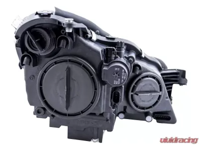 Hella Mercedes Benz CLS-Class Bi-Xenon?? Headlamp, left - 008821351