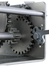 CURT Hand-Crank 2-Speed Winch, 2,600 lbs, 12.7:1 Low Gear Ratio, 10.6" Handle                                     - 29526 - Image 3