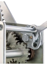 CURT Hand-Crank 2-Speed Winch, 3,200 lbs, 17.5:1 Low Gear Ratio, 9.6" Handle                                     - 29532 - Image 4