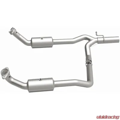 MagnaFlow OEM Grade Federal / EPA Compliant Direct-Fit Catalytic Converter Ford E-250 | E-350 Super Duty V10 6.8 2009-2019 - 21-599