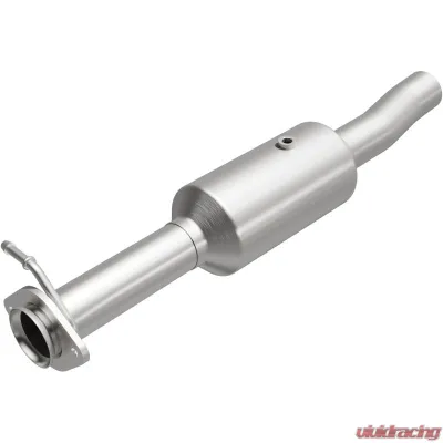 MagnaFlow OEM Grade Federal / EPA Compliant Direct-Fit Catalytic Converter Rear Ford F-350 | F-450 | F550 6.8L 2009-2017 - 280434