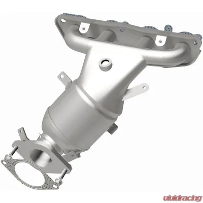 MagnaFlow OEM Grade Manifold Catalytic Converter 290031 for Nissan Kicks 2018-2024, Versa 2020-2024 - 290031