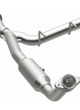 MagnaFlow California Grade CARB Compliant Direct-Fit Catalytic Converter 4651411 for Ford Expedition 5.4L 2005-2006                                     - 4651411 - Image 2