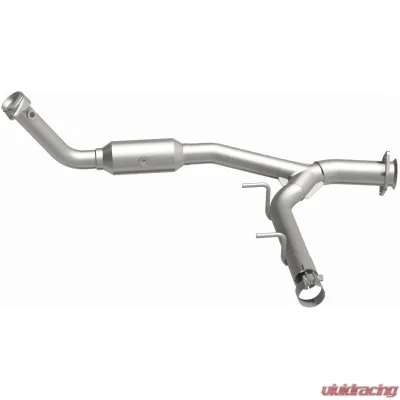 MagnaFlow California Grade CARB Compliant Direct-Fit Catalytic Converter 4651411 for Ford Expedition 5.4L 2005-2006 - 4651411