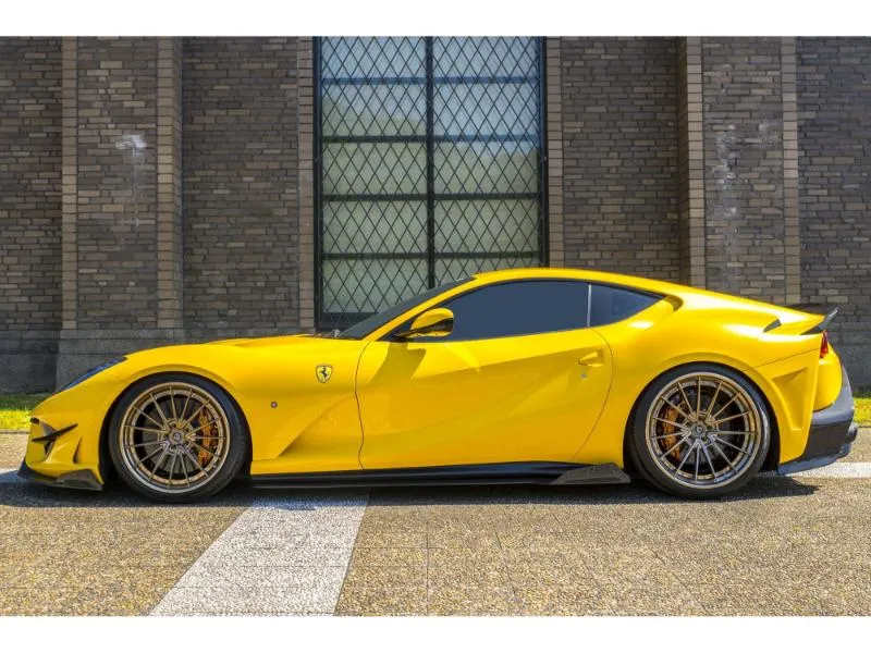 Auto Veloce FRP 6P Aero Set Ferrari 812 Superfast 2017+ AVL