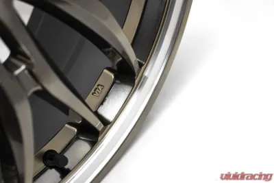 Homura 2x9BD Wheel 20x8.5 5x114.3 45mmGrace Gold/Rim DC - WHCAV45EXAK