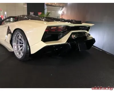 Versus Carbon Wide Body Kit Lamborghini Aventador 2012-2021 - PR013C