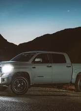 Rigid Industries SR-Series 30" Dual Function Sae Auxiliary High Beam Driving Lights with White Backlight                                     - 930413 - Image 3