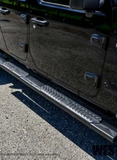 Westin Automotive R5 Nerf Step Bars for Jeep Gladiator 2020-2022, Textured Black Aluminum                                     - 28-51325 - Image 3
