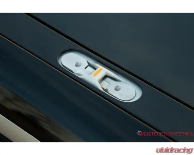 Weistec Accessory Port Adapter Rivian R1T | R1S 2021-2024 - 09-111-00078-7