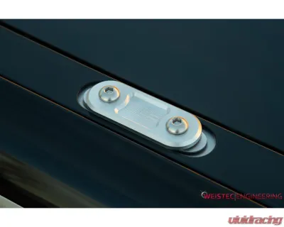 Weistec Accessory Port Adapter Rivian R1T | R1S 2021-2024 - 09-111-00078-7