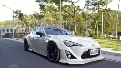 Rexpeed Rocket Bunny Carbon Skirts Toyota FRS | Subaru BRZ                                     - FR41 - Image 2