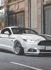 Liberty Walk FRP Duct Hood |Bonnet Ford Mustang 2015+                                     - LBW-Mustang-FRP-DBH - Image 4