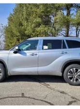 Quality Automotive Accessories Stainless Steel Gas Door Cover Trim 1-Piece  Toyota Highlander 2020-2023                                     - GC70110 - Image 2