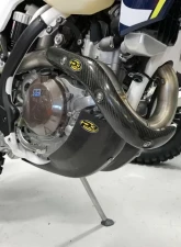 P3 Carbon Fiber Skid Plate Husqvarna FE 450 | 501 | KTM 450 EXC-F | 500 EXC-F 2017-2018                                     - 301079 - Image 2