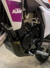 P3 Carbon Carbon Fiber Skid Plate KTM | Husqvarna 150 | 250 2023-2024                                     - 301043 - Image 2
