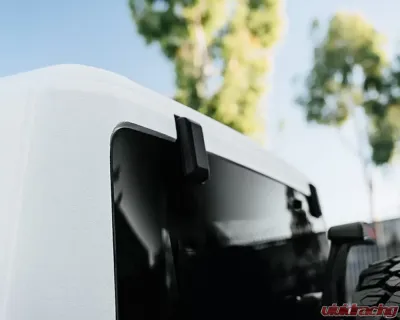 Anderson Composites Fiberglass with White Coating Hardtop Ford Bronco 4-Door 2021-2023 - AC-HT21FDBR4D-WT