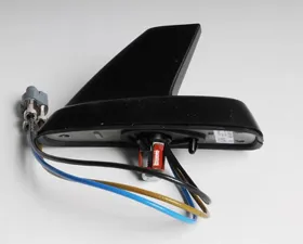AC Delco OnStar, Digital Radio, Mobile Telephone, and GPS Navigation Roof Mounted Antenna