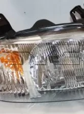 TYC Genera Headlight Assembly Ford Escape Right 2001-2004                                     - 20-6049-00-9 - Image 2