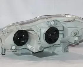 TYC Genera Headlight Assembly Toyota Corolla Right 2003-2004