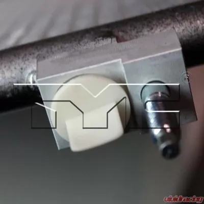 TYC Genera A/C Condenser Cadillac SRX 2010-2011 - 3865