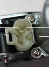 TYC Genera Power Window Motor and Regulator Assembly Chevrolet Impala Front Right 2000-2005                                     - 660163 - Image 3