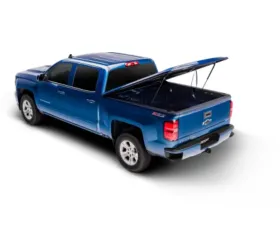 UnderCover 5.5ft Lux Bed Cover Space White Ford F150 Crew Cab 2021+