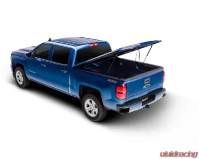 UnderCover 5.5ft Lux Bed Cover  Code Orange Ford F150 Crew Cab 2021 - UC2206L-CN