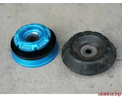 Cusco Center Lock Pillow Front Upper Mount Honda ZF1 | GD | GE - 386 6SR 01S