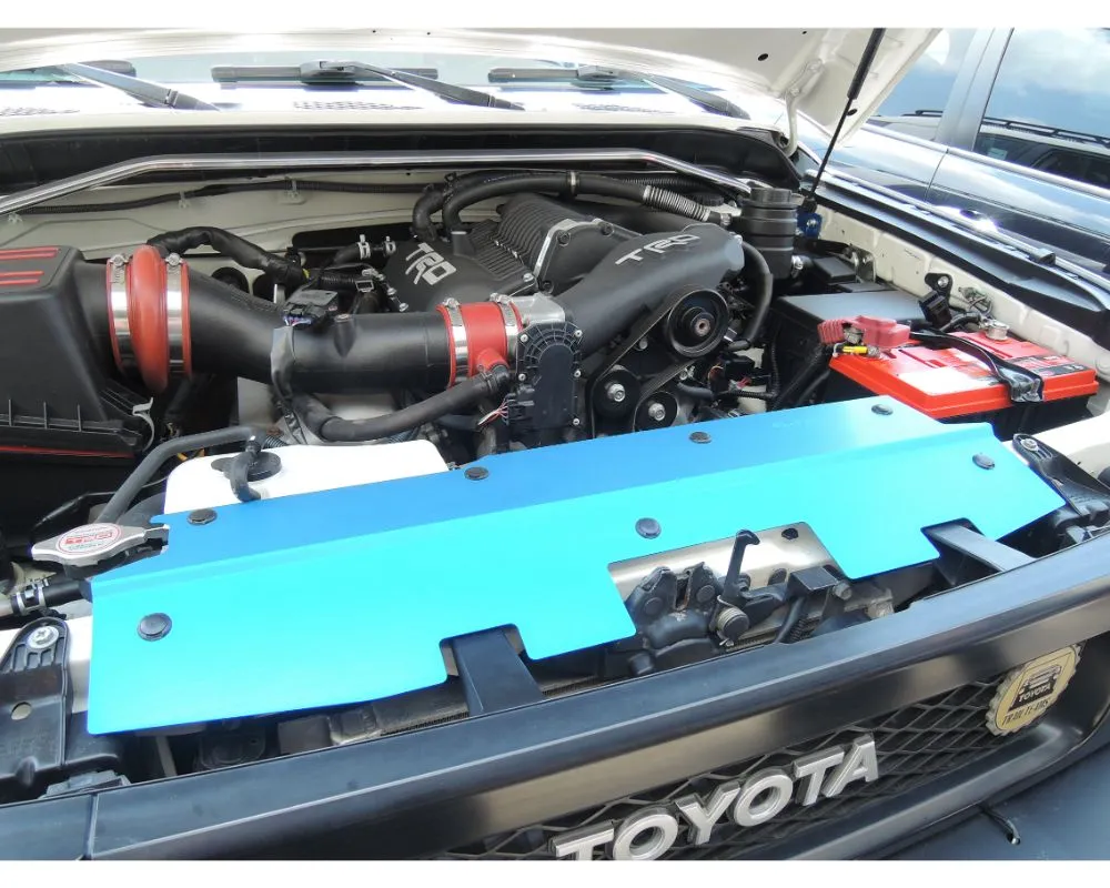 Cusco Blue Cooling Plate Toyota FJ Cruiser 2007-2014 - 957 003 AL