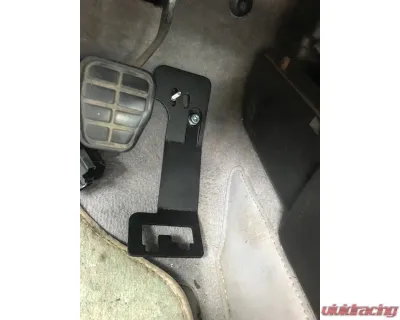 Eurowise Throttle Pedal Adapter Bracket Volkswagen MK6 - EW7112