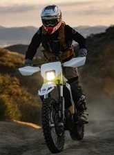 Baja Designs XL Pro Driving Combo Clear Headlight Kit Husqvarna FE 350/450/501 | TE 150/250/300 2024                                     - 507108 - Image 3