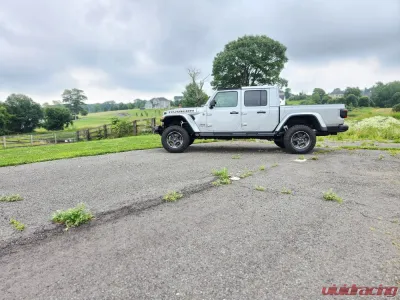 Clayton Offroad 1.5 Inch Premium Lift Kit Jeep Gladiator 2020-2023 - COR-2910015