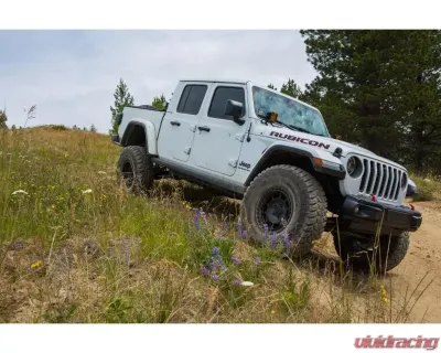 Clayton Offroad 2.5-Inch Overland Plus Lift Kit Jeep Gladiator 2020-2021 - COR-3010025
