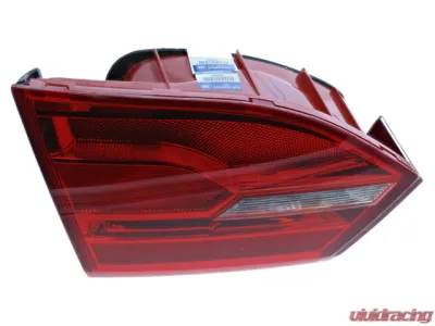 TYC Genera Taillight 5C6-945-093 - 5C6-945-093