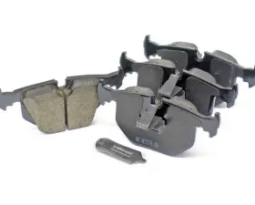 Akebono Brake Pad Set 34-21-6-761-248