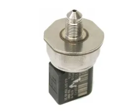OEM Fuel Pressure Sensor 271-153-03-28
