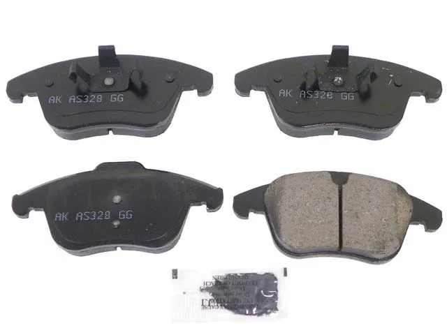 Akebono Brake Pad Set LR134692 - LR134692