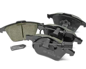 Akebono Brake Pad Set EUR1111 for Audi A4, A6, S4 (2004-2011) - OEM Quality