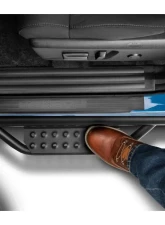 N-Fab Nerf Step RS - Cab Len (2 Stps) - 15-24 F-150 SuperCrew/17-21 F-250/350 Crew Ford                                     - 315418512 - Image 5