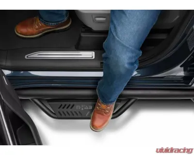 N-Fab Podium LG Chevy/GMC 1500 Crew Cab - Cab Length - Tex. Black - 3in - HPC1980CC-TX
