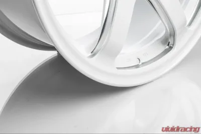 Titan 7 T-D6 Wheel 18x9.5 5x120 45mm Speedline White - TD601895045512064SW