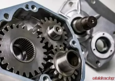 SuperATV Single 4" Cast Portal Gear Lift w/ 30% Gear Reduction & Frame Stiffener Polaris Pro XP w/ 8" Lift Kit 2020+ - PGH-1-86-302-FS