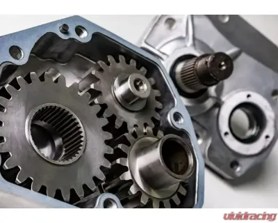 SuperATV 4" Single Cast Portal Gear Lift Kit w/ 15% Gear Reduction 4 Seater Can-AM Commander 2011-2015 - PGH-7-14-152-02