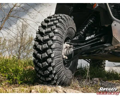 SuperATV Black 1.5" FO Sidewinder A-Arms w/ HD Ball Joints Can-Am Maverick X3 2017+ - AA-CA-X3-1.5-WC-BH-02